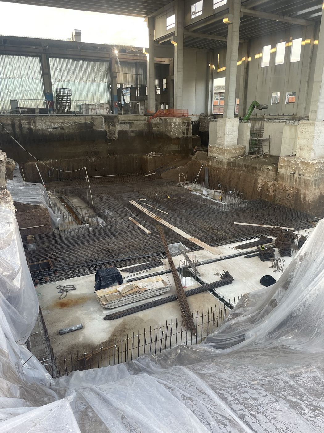 Armature di fondazione posate sul fondo dello scavo